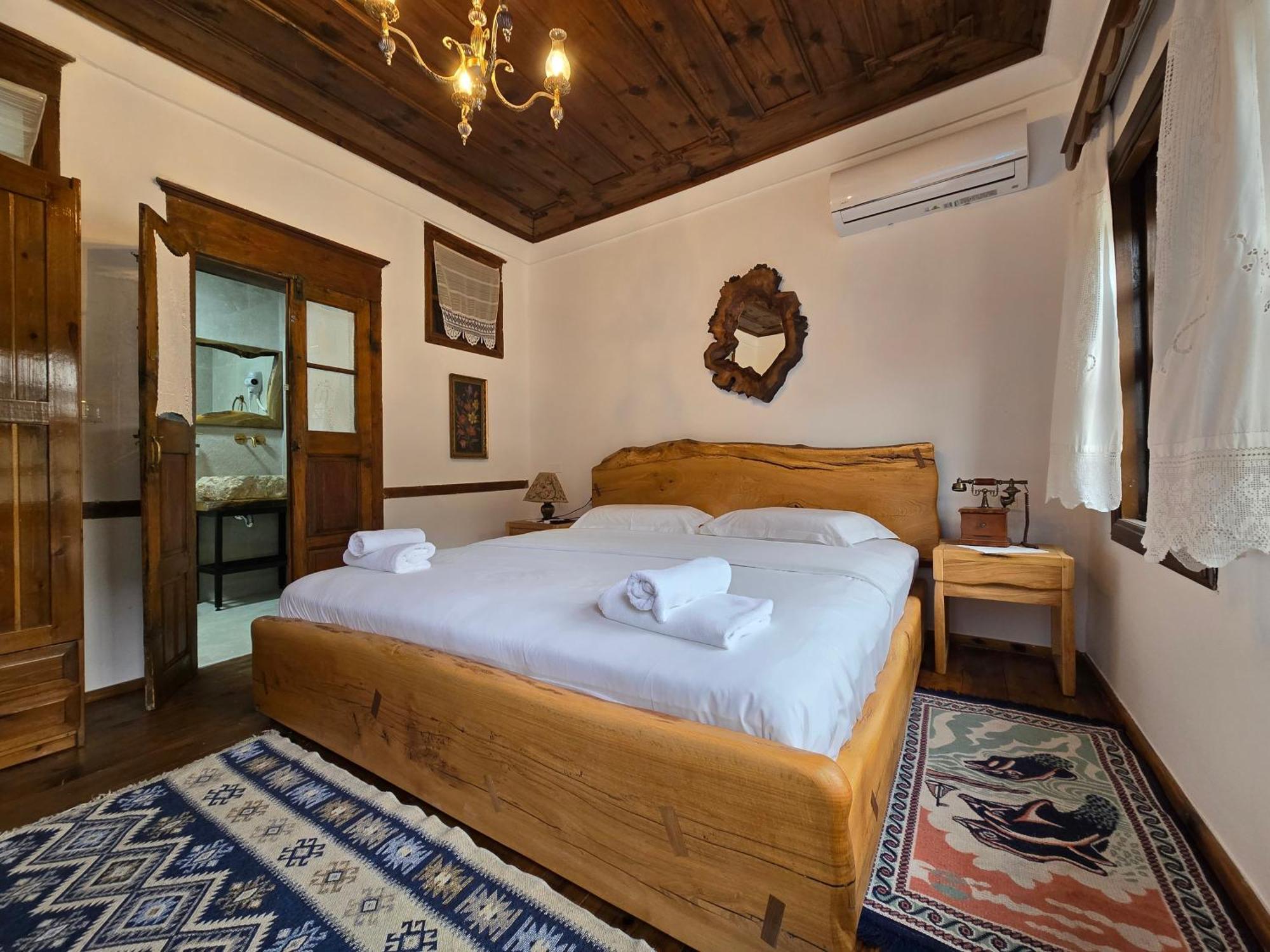 Hotel Ansel Берат Экстерьер фото