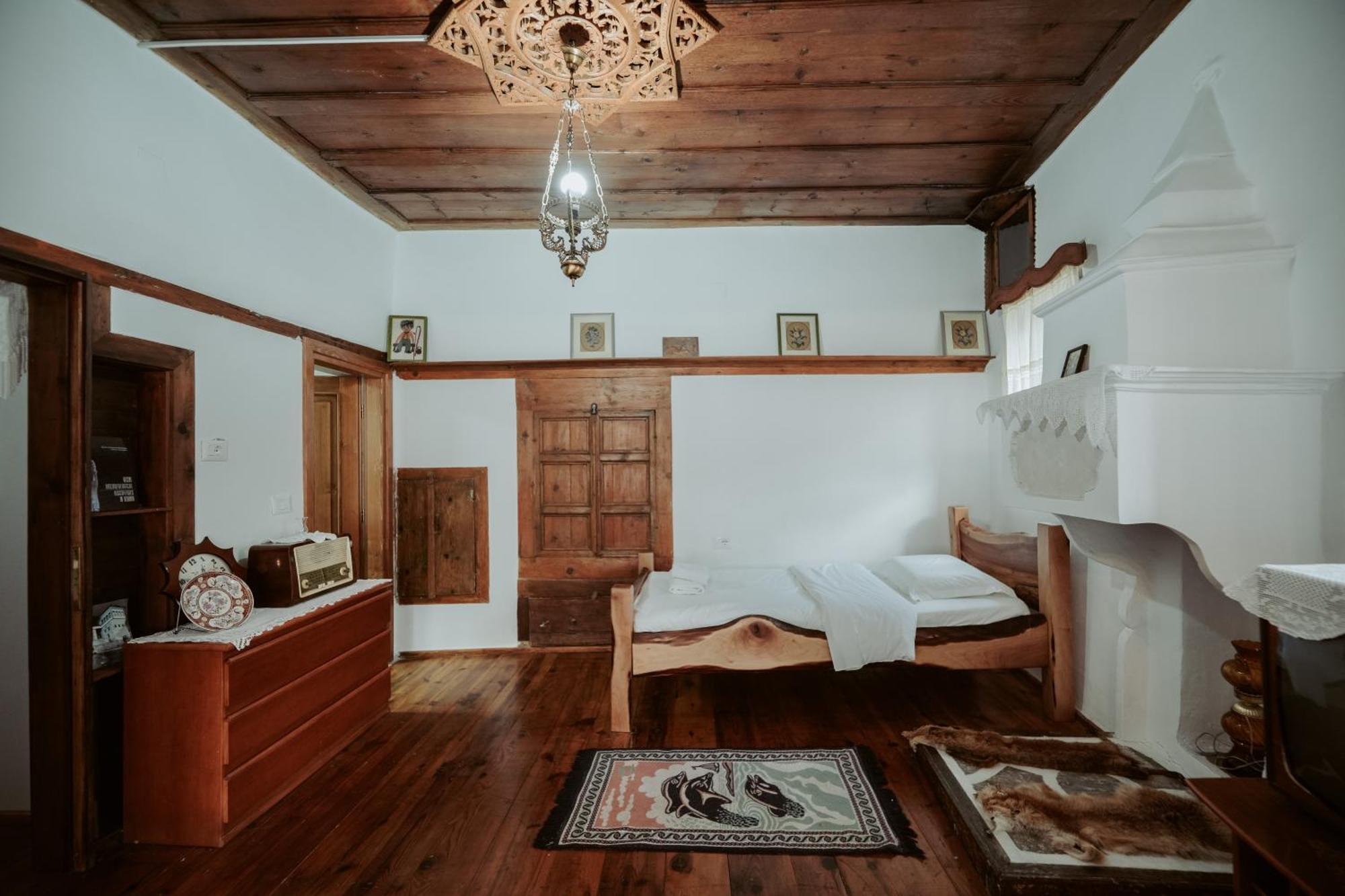 Hotel Ansel Берат Экстерьер фото
