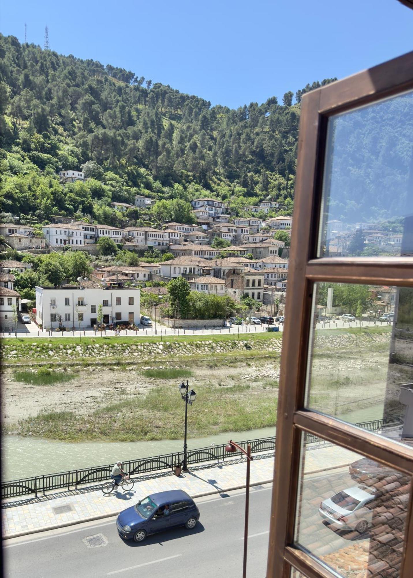 Hotel Ansel Берат Экстерьер фото